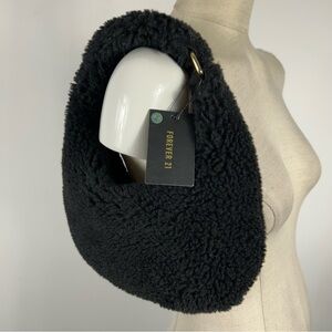 NWT Forever 21 Black Faux Shearling Shoulder Bag